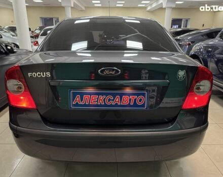 Серый Форд Фокус, объемом двигателя 0 л и пробегом 158 тыс. км за 5700 $, фото 5 на Automoto.ua