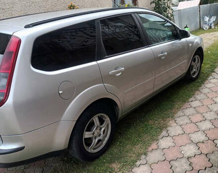 Серый Форд Фокус, объемом двигателя 1.56 л и пробегом 240 тыс. км за 4500 $, фото 6 на Automoto.ua