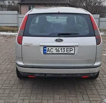 Сірий Форд Фокус, об'ємом двигуна 1.6 л та пробігом 219 тис. км за 4700 $, фото 1 на Automoto.ua