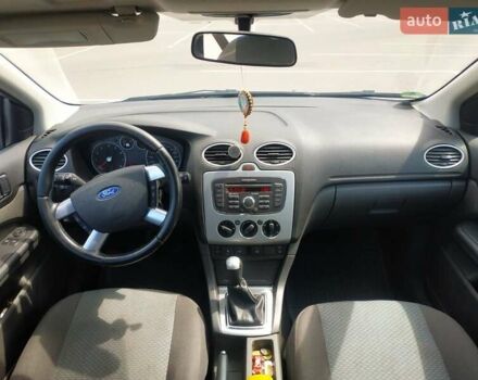 Форд Фокус 2007 в Виннице на Automoto.ua Серый Форд Фокус, объемом двигателя 1.6 л и пробегом 198 тыс. км за 5200 $, фото 6 на Automoto.ua