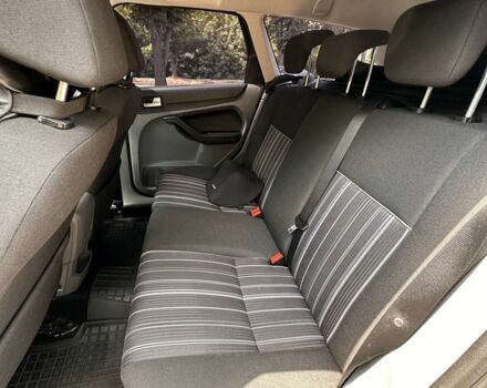 Сірий Форд Фокус, об'ємом двигуна 1.8 л та пробігом 240 тис. км за 5900 $, фото 12 на Automoto.ua