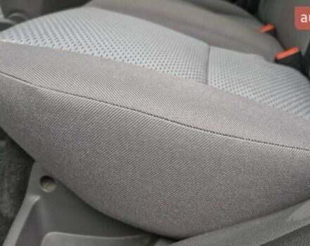 Серый Форд Фокус, объемом двигателя 1.6 л и пробегом 214 тыс. км за 5550 $, фото 40 на Automoto.ua