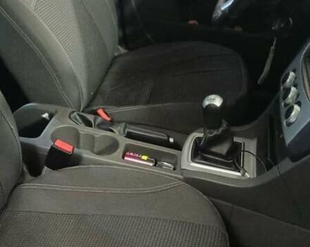 Серый Форд Фокус, объемом двигателя 1.6 л и пробегом 230 тыс. км за 2800 $, фото 7 на Automoto.ua