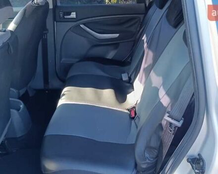 Серый Форд Фокус, объемом двигателя 1.8 л и пробегом 258 тыс. км за 4200 $, фото 1 на Automoto.ua