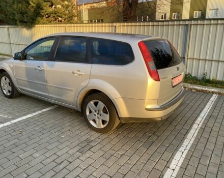 Серый Форд Фокус, объемом двигателя 1.6 л и пробегом 197 тыс. км за 4200 $, фото 5 на Automoto.ua