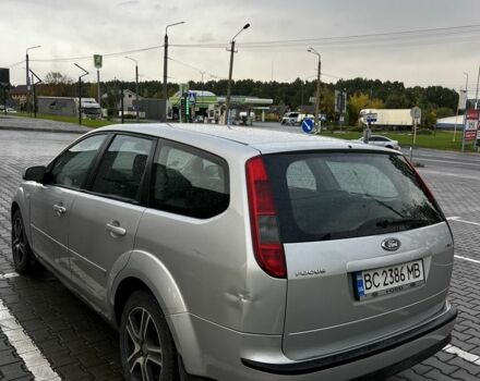 Серый Форд Фокус, объемом двигателя 1.6 л и пробегом 318 тыс. км за 4200 $, фото 3 на Automoto.ua