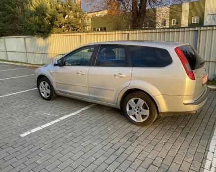 Серый Форд Фокус, объемом двигателя 1.6 л и пробегом 197 тыс. км за 4200 $, фото 6 на Automoto.ua