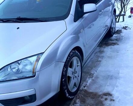 Серый Форд Фокус, объемом двигателя 1.6 л и пробегом 26000 тыс. км за 5200 $, фото 6 на Automoto.ua