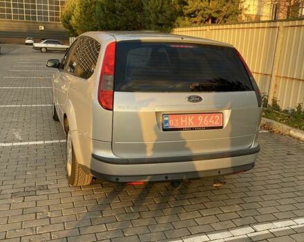 Серый Форд Фокус, объемом двигателя 1.6 л и пробегом 197 тыс. км за 4200 $, фото 7 на Automoto.ua