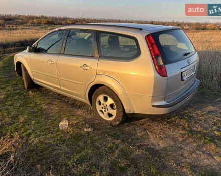 Серый Форд Фокус, объемом двигателя 1.6 л и пробегом 202 тыс. км за 4999 $, фото 4 на Automoto.ua