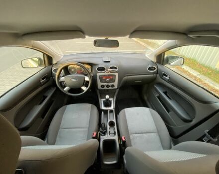 Серый Форд Фокус, объемом двигателя 1.6 л и пробегом 197 тыс. км за 4200 $, фото 17 на Automoto.ua