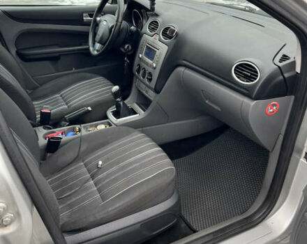 Сірий Форд Фокус, об'ємом двигуна 1.56 л та пробігом 300 тис. км за 4500 $, фото 14 на Automoto.ua