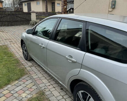 Серый Форд Фокус, объемом двигателя 1.56 л и пробегом 282 тыс. км за 4500 $, фото 1 на Automoto.ua