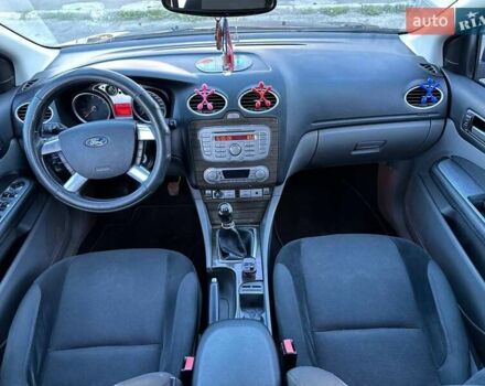 Серый Форд Фокус, объемом двигателя 2 л и пробегом 243 тыс. км за 5700 $, фото 12 на Automoto.ua