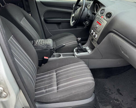 Форд Фокус 2008 в Киеве на Automoto.ua Серый Форд Фокус, объемом двигателя 1.6 л и пробегом 312 тыс. км за 4750 $, фото 19 на Automoto.ua