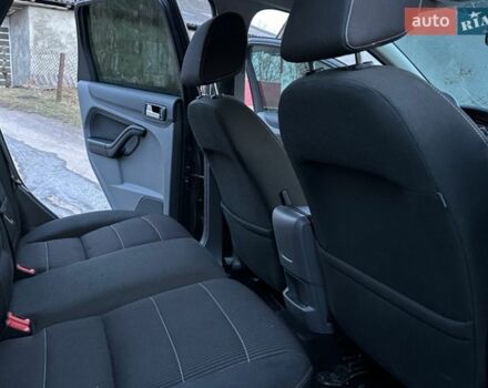 Серый Форд Фокус, объемом двигателя 1.8 л и пробегом 208 тыс. км за 5850 $, фото 4 на Automoto.ua