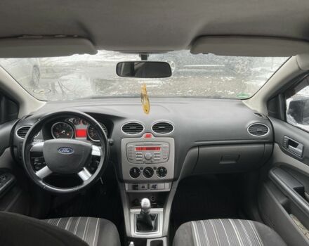 Серый Форд Фокус, объемом двигателя 1.6 л и пробегом 360 тыс. км за 4700 $, фото 9 на Automoto.ua