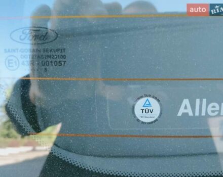 Серый Форд Фокус, объемом двигателя 1.8 л и пробегом 208 тыс. км за 5100 $, фото 6 на Automoto.ua