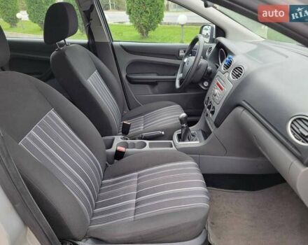 Сірий Форд Фокус, об'ємом двигуна 1.8 л та пробігом 226 тис. км за 4999 $, фото 20 на Automoto.ua
