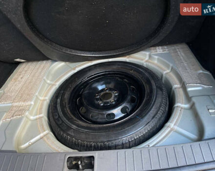 Серый Форд Фокус, объемом двигателя 1.6 л и пробегом 264 тыс. км за 3900 $, фото 19 на Automoto.ua