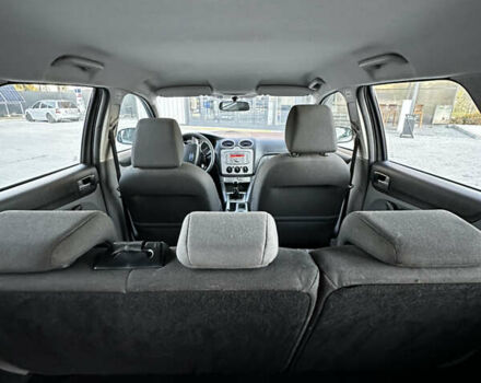 Серый Форд Фокус, объемом двигателя 1.6 л и пробегом 210 тыс. км за 5200 $, фото 92 на Automoto.ua