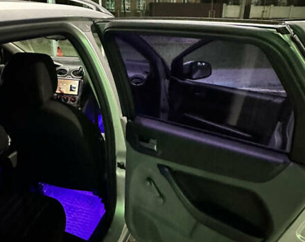 Серый Форд Фокус, объемом двигателя 1.8 л и пробегом 235 тыс. км за 5900 $, фото 17 на Automoto.ua