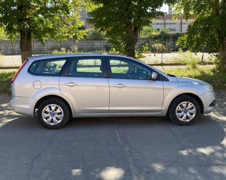 Серый Форд Фокус, объемом двигателя 1.6 л и пробегом 231 тыс. км за 6000 $, фото 3 на Automoto.ua