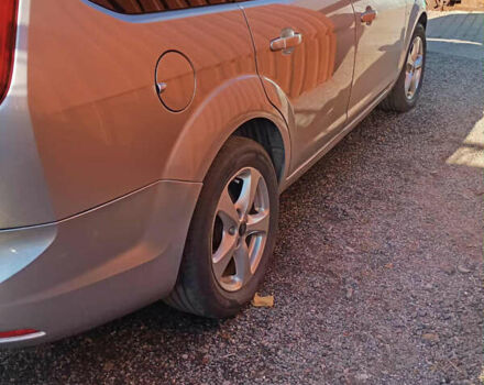 Форд Фокус 2008 в Черкассах на Automoto.ua Серый Форд Фокус, объемом двигателя 1.6 л и пробегом 233 тыс. км за 5500 $, фото 1 на Automoto.ua