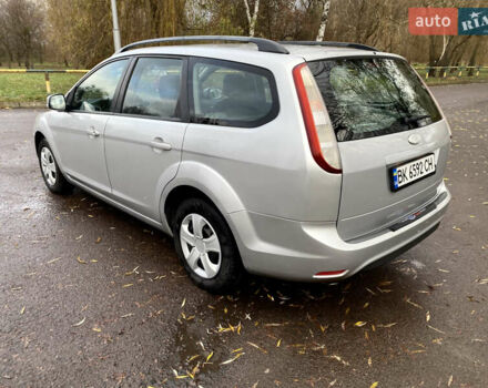 Серый Форд Фокус, объемом двигателя 1.56 л и пробегом 312 тыс. км за 5800 $, фото 3 на Automoto.ua