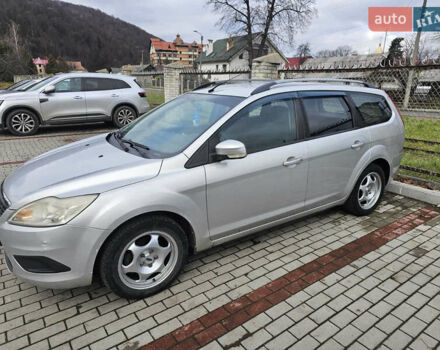 Серый Форд Фокус, объемом двигателя 1.6 л и пробегом 280 тыс. км за 4100 $, фото 1 на Automoto.ua