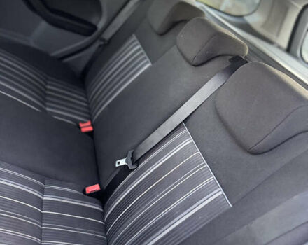 Серый Форд Фокус, объемом двигателя 1.6 л и пробегом 230 тыс. км за 4599 $, фото 43 на Automoto.ua