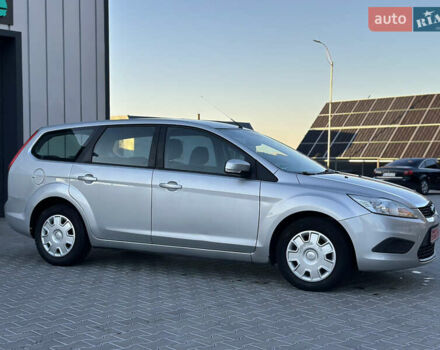 Серый Форд Фокус, объемом двигателя 1.6 л и пробегом 210 тыс. км за 5200 $, фото 9 на Automoto.ua