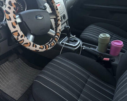 Сірий Форд Фокус, об'ємом двигуна 0 л та пробігом 100 тис. км за 5876 $, фото 4 на Automoto.ua