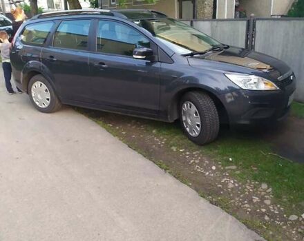 Сірий Форд Фокус, об'ємом двигуна 1.6 л та пробігом 211 тис. км за 5300 $, фото 3 на Automoto.ua