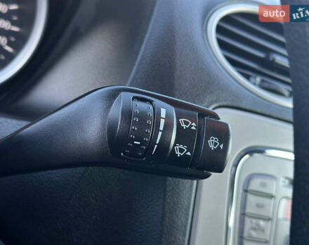 Серый Форд Фокус, объемом двигателя 1.6 л и пробегом 210 тыс. км за 5200 $, фото 40 на Automoto.ua