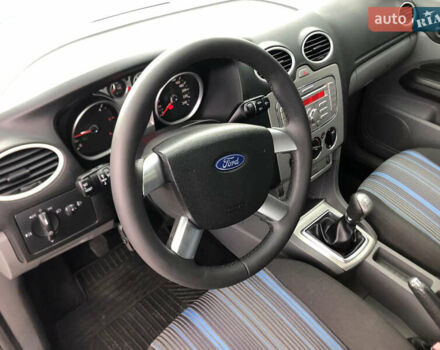 Форд Фокус 2008 у Рівному на Automoto.ua Сірий Форд Фокус, об'ємом двигуна 1.6 л та пробігом 223 тис. км за 5600 $, фото 21 на Automoto.ua