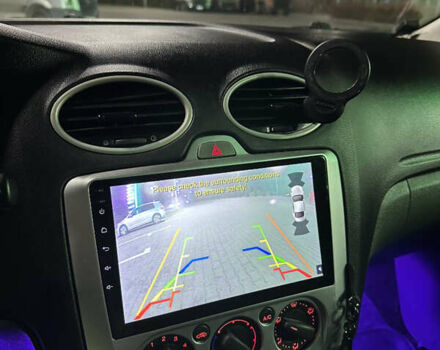 Серый Форд Фокус, объемом двигателя 1.8 л и пробегом 235 тыс. км за 5900 $, фото 12 на Automoto.ua