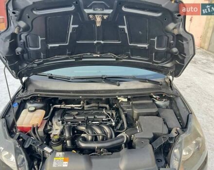 Сірий Форд Фокус, об'ємом двигуна 1.6 л та пробігом 228 тис. км за 5999 $, фото 10 на Automoto.ua
