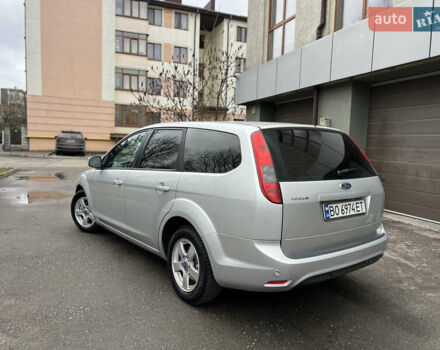 Серый Форд Фокус, объемом двигателя 1.6 л и пробегом 264 тыс. км за 4150 $, фото 6 на Automoto.ua