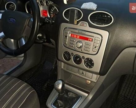 Сірий Форд Фокус, об'ємом двигуна 1.56 л та пробігом 207 тис. км за 4900 $, фото 19 на Automoto.ua