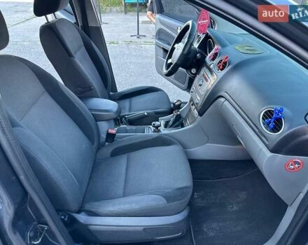 Серый Форд Фокус, объемом двигателя 2 л и пробегом 243 тыс. км за 5700 $, фото 11 на Automoto.ua