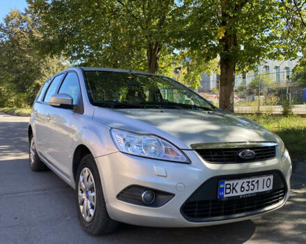 Серый Форд Фокус, объемом двигателя 1.6 л и пробегом 231 тыс. км за 6000 $, фото 1 на Automoto.ua