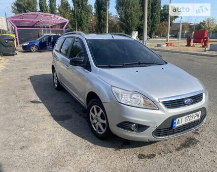 Сірий Форд Фокус, об'ємом двигуна 1.6 л та пробігом 320 тис. км за 4125 $, фото 12 на Automoto.ua
