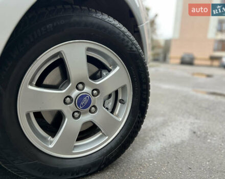 Серый Форд Фокус, объемом двигателя 1.6 л и пробегом 264 тыс. км за 4150 $, фото 72 на Automoto.ua