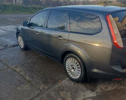 Серый Форд Фокус, объемом двигателя 1.6 л и пробегом 263 тыс. км за 5500 $, фото 5 на Automoto.ua