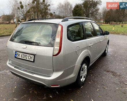 Серый Форд Фокус, объемом двигателя 1.56 л и пробегом 312 тыс. км за 5800 $, фото 2 на Automoto.ua