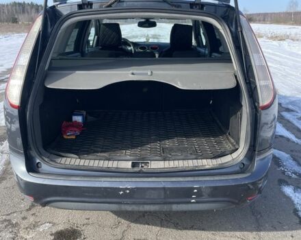 Серый Форд Фокус, объемом двигателя 1.6 л и пробегом 278 тыс. км за 4200 $, фото 8 на Automoto.ua