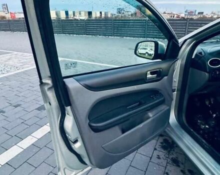 Сірий Форд Фокус, об'ємом двигуна 1.6 л та пробігом 306 тис. км за 4599 $, фото 10 на Automoto.ua