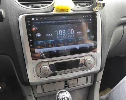 Серый Форд Фокус, объемом двигателя 1.8 л и пробегом 178 тыс. км за 6300 $, фото 3 на Automoto.ua