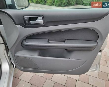 Сірий Форд Фокус, об'ємом двигуна 1.8 л та пробігом 226 тис. км за 4999 $, фото 21 на Automoto.ua